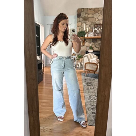 Francesca’s Almost Famous NWT Jeans - Picture 2 of 13